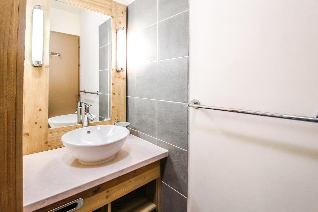 Private Penthouse 2-Bed Apartment, Ski In And Out In 5* Flaine Residence Exteriör bild